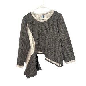Noblu Womens Top White and Gray Artsy  Drape Asymmetric Pocket Sweater L
